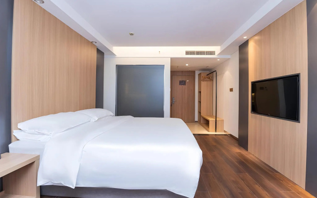 Country Inn & Suites by Radisson – Guest Rooms – Shanghai