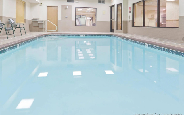 Holiday Inn Express Adrian by IHG