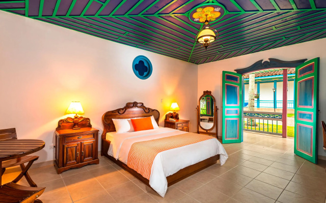 Decameron Las Heliconias