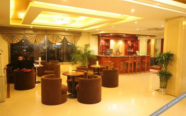 Chuanghui Business Hotel