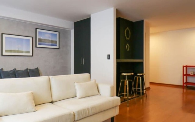 w Art Deco 1BR With Pool View in Barranco