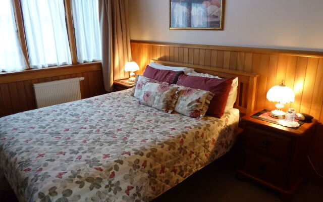 Te Anau Lodge