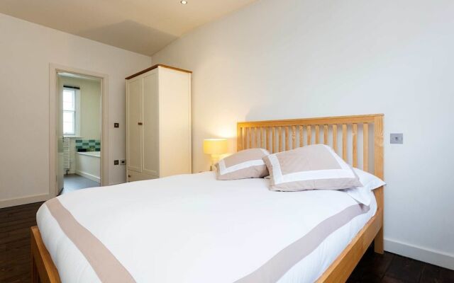 Veeve - Notting Hill Gate