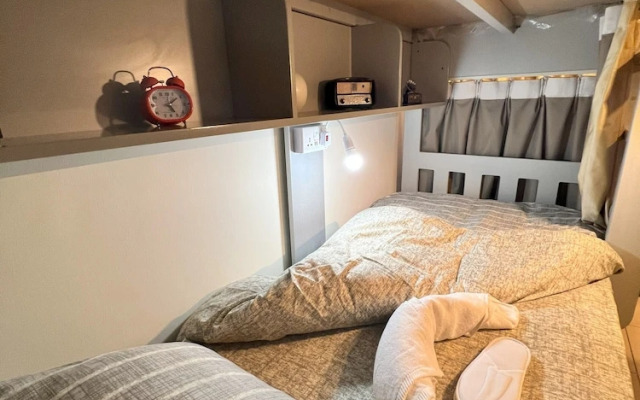 Robin Beach Hostel JBR