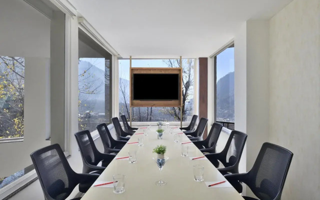 Justa Grand View Resort & Spa, Manali