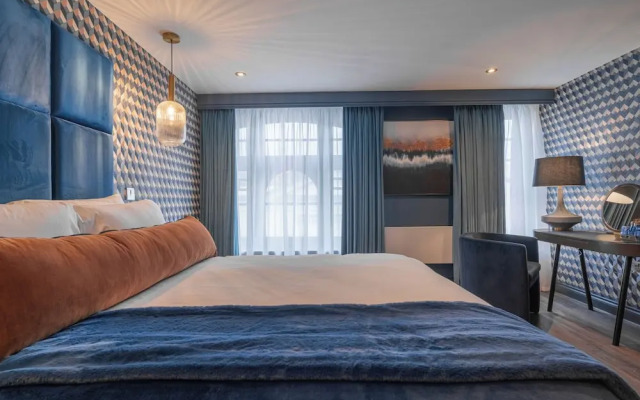 Howfield Hotel