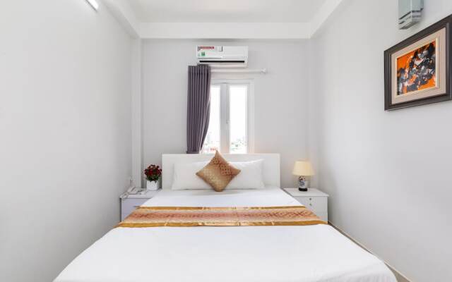 White Diamond PN Hotel