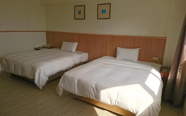 Angela Hotel