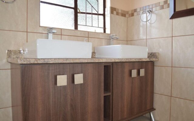 Rochilla Guest House
