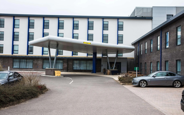 Hampton by Hilton Exeter Airport