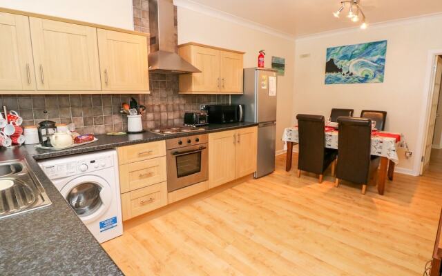 1 Glenvale
