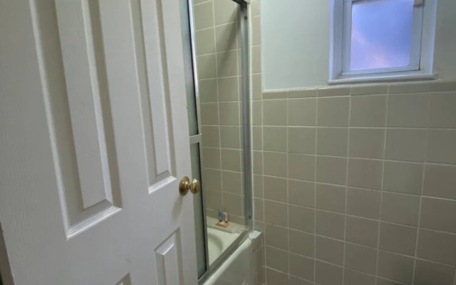 Lovely 2 Bedroom In Brooklyn Sleeps 5