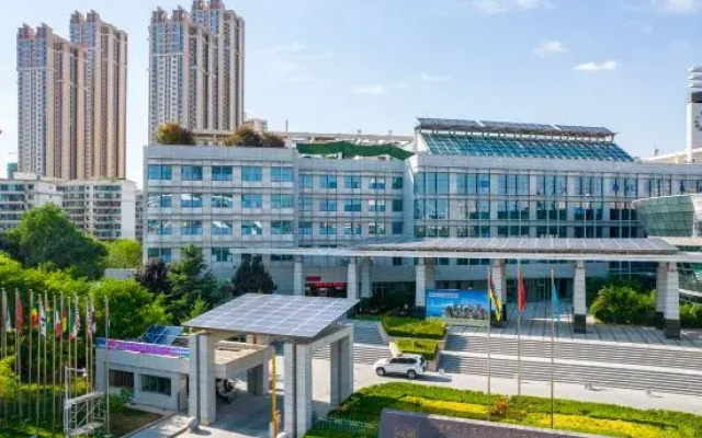 Golden Camel International Hotel (Lanzhou International Convention and Exhibition Center)