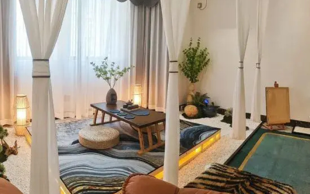 Fanfan Shexia Homestay (Nanning Jiangnan Wanda Plaza Branch)