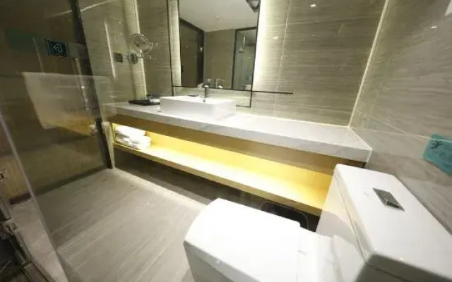 Xana Lite Hotel (Zhaoqing Huaiji)
