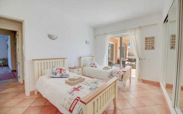 Ria Alvor Luxurious Golf View Villa