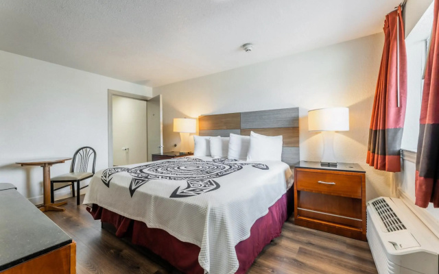 Motel 6 Galveston, TX - Beach/Seawall