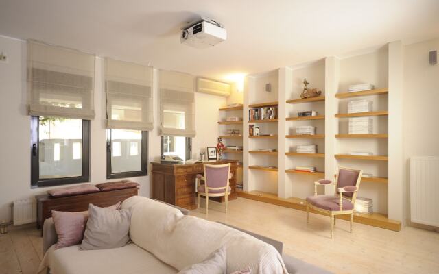 Koukaki garden escape child friendly apartment