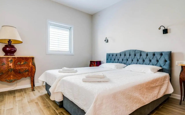 Magnifique Appartement A 3' De La Plage Et Kikar
