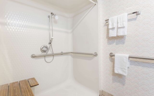 Days Inn Battlefield Rd/Hwy 65