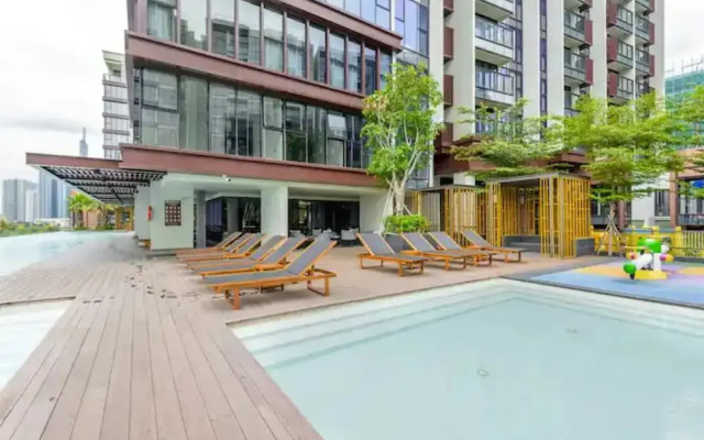 Metropole Deluxe Apartment View City