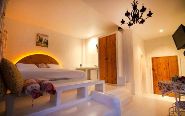 Morning Glory Resort