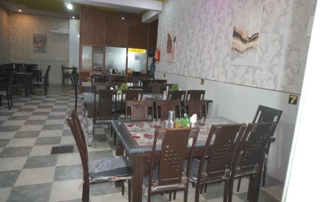 Hotel Hanuman Palace