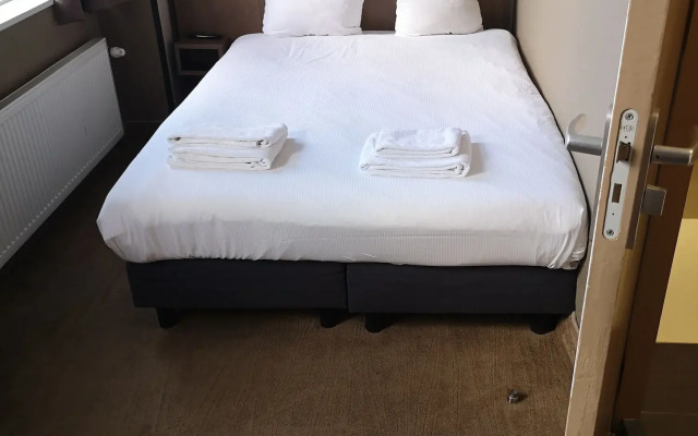 Aston City Hotel