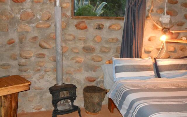 Amber Lagoon Backpackers Lodge