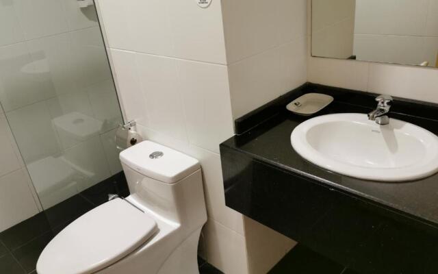Bernard Holiday Home 2 @ Boulevard Imperial Suite Kuching