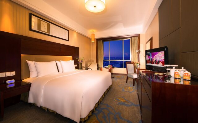 Ramada Plaza Zhijiang Hotel