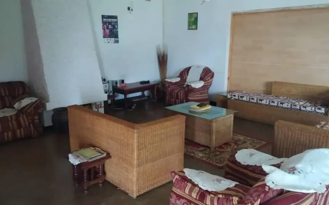 Domino Lodge