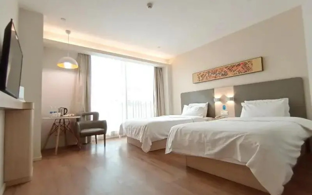 Hanting Hotel( Tulufan Middle Lvzhou Road)