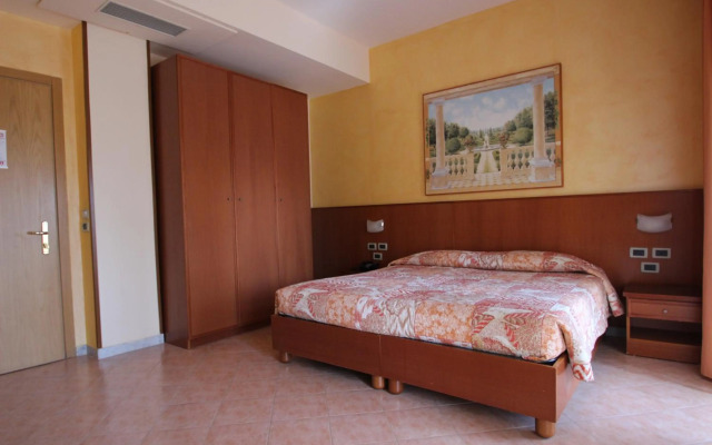 Hotel Oasi Dei Discepoli