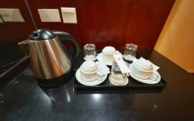 Golden Phoenix Hotel Boracay