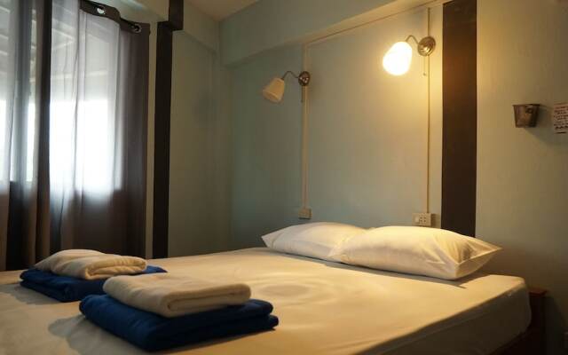 Slumber Party Surf Khao Lak Hostel