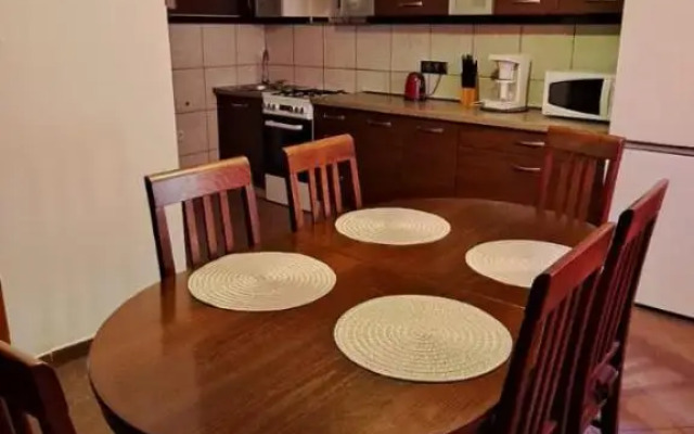 Dama Apartment