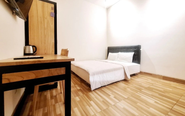 Sari Panguripan RedPartner Syariah Near UGM – Guest Rooms – Sleman