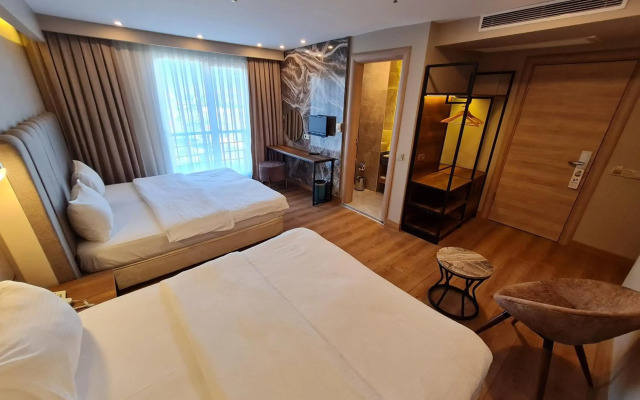 Crystal Centro Resort