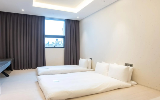 AG405 Hotel