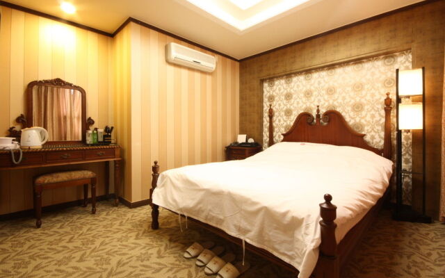 Gallery Park Hotel