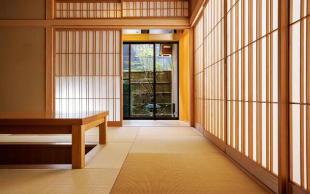 Kyojuku Usagi - Vacation STAY 46003v