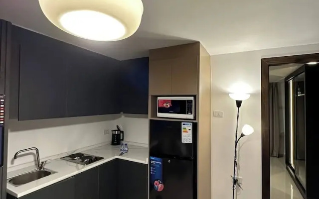Stylish Luxe Apartment Fr 0005
