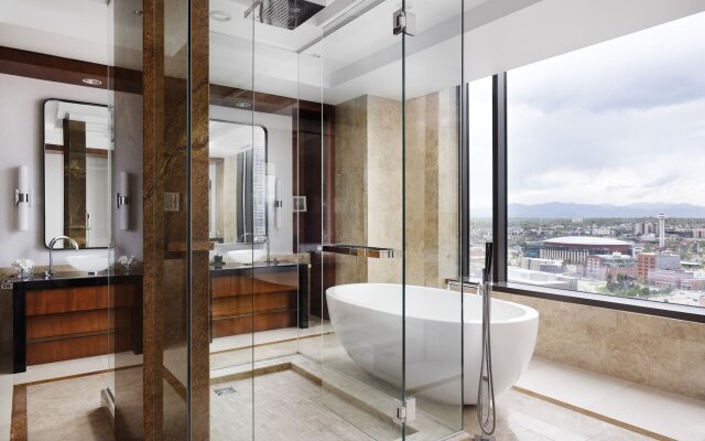 Four Seasons Denver Hotel 