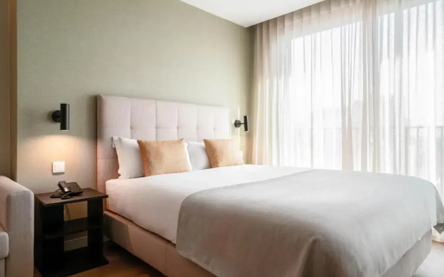 Limehome Lisbon Saldanha