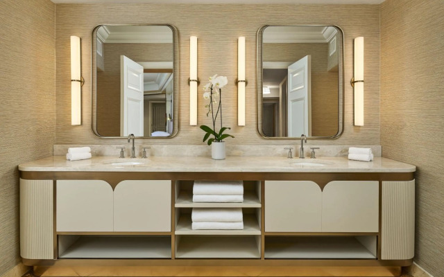 The Ritz-Carlton, Denver