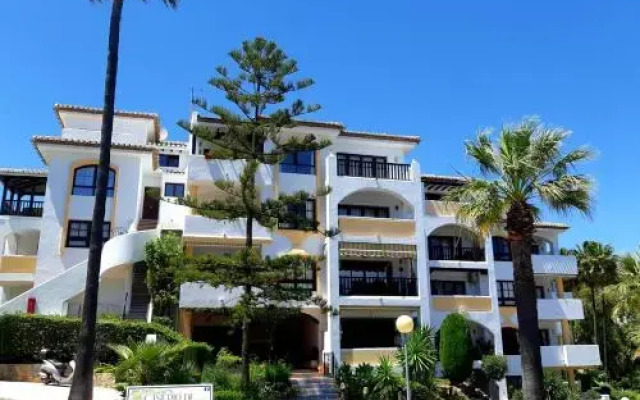 ☆Stylish 2BR with views to the sea & near golf