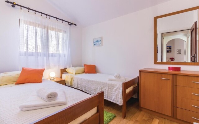 Nice Apartment in Medulin With 2 Bedrooms and Wifi
