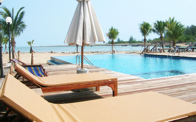 Lawana Escape Beach Resort