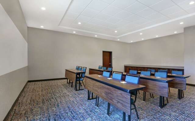 Hampton Inn & Suites Middleburg